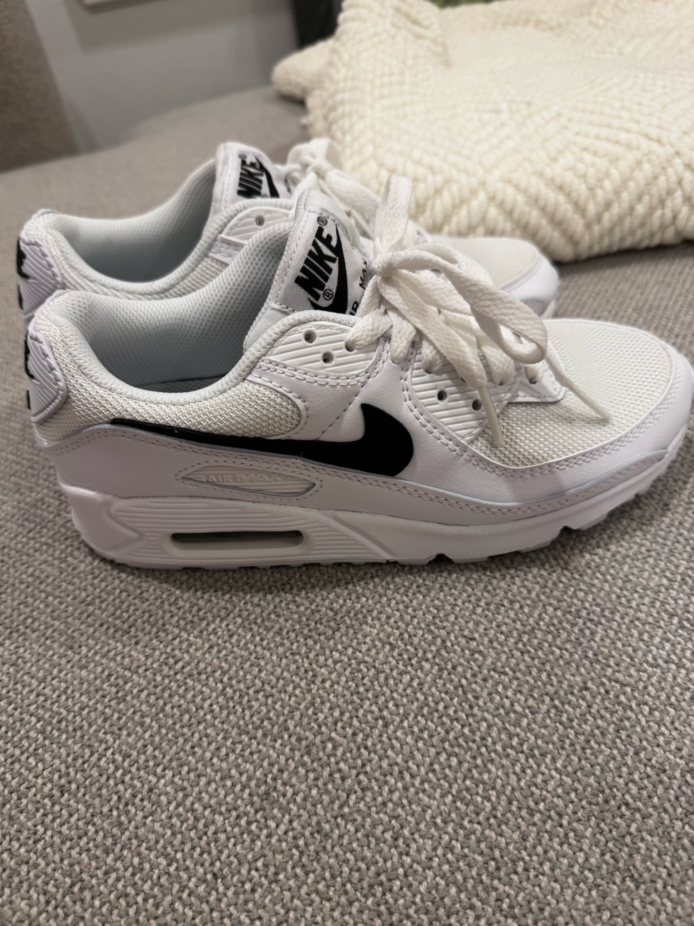 Nike White and Black Air Max 90